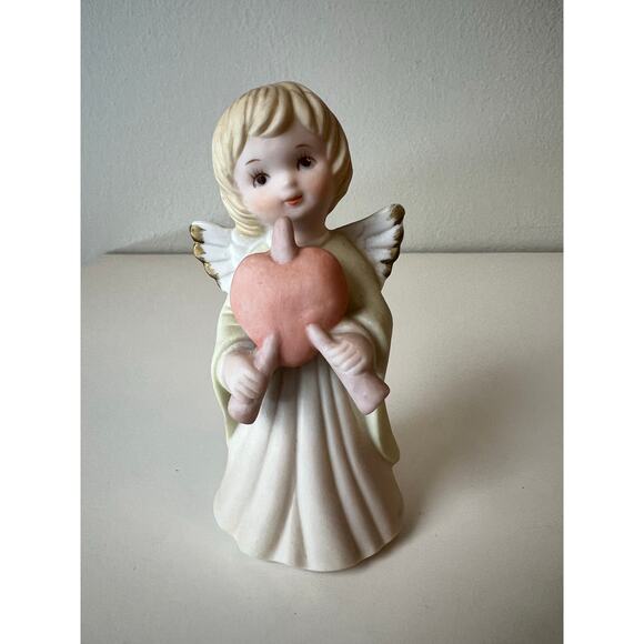 Vintage Lefton Angel Valentine Figurine Holding Heart - Picture 1 of 7